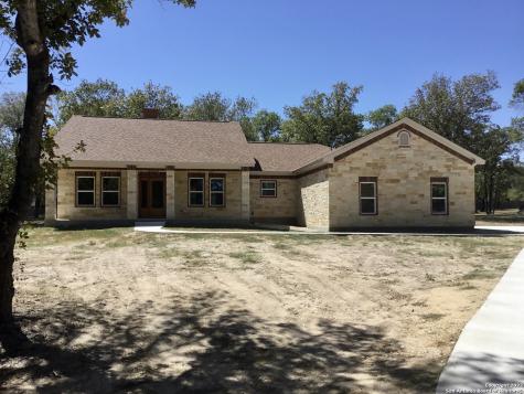 244 County Road 6864 Natalia TX 78059