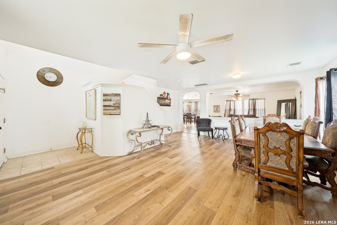 4111 Dunn Oak San Antonio TX 78223