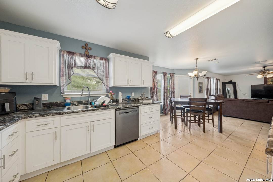 4111 Dunn Oak San Antonio TX 78223