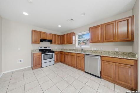 157 Springtree Parkway Cibolo TX 78108