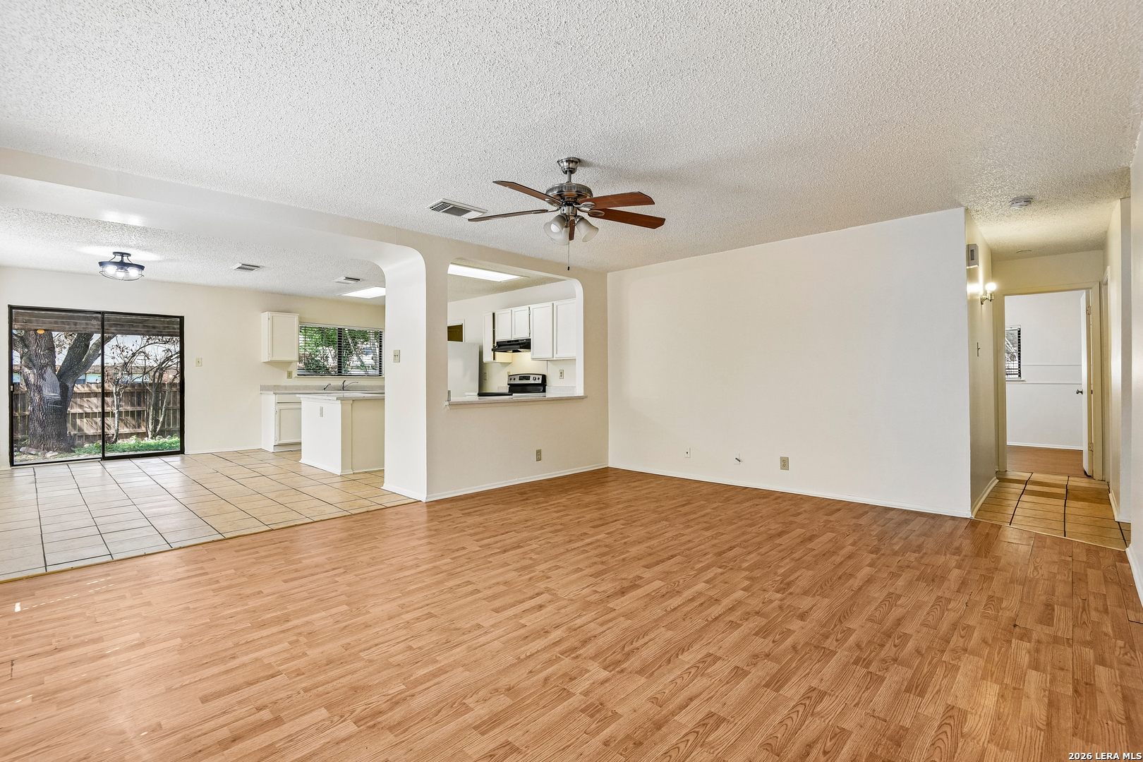 8142 Manderly Place Converse TX 78109