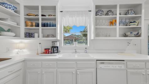 210 Admiral Benbow Lane Mcqueeney TX 78123