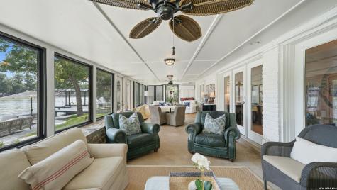 210 Admiral Benbow Lane Mcqueeney TX 78123