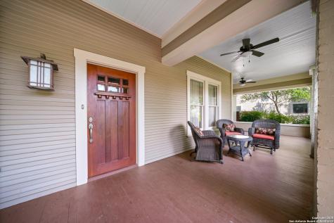 929 Cambridge Oval San Antonio TX 78209