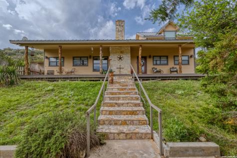 24499 N Us Highway 83 Concan TX 78838