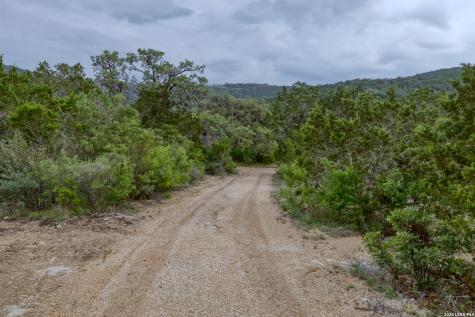 24499 N Us Highway 83 Concan TX 78838