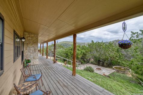24499 N Us Highway 83 Concan TX 78838