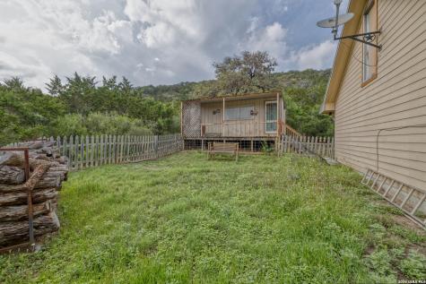 24499 N Us Highway 83 Concan TX 78838