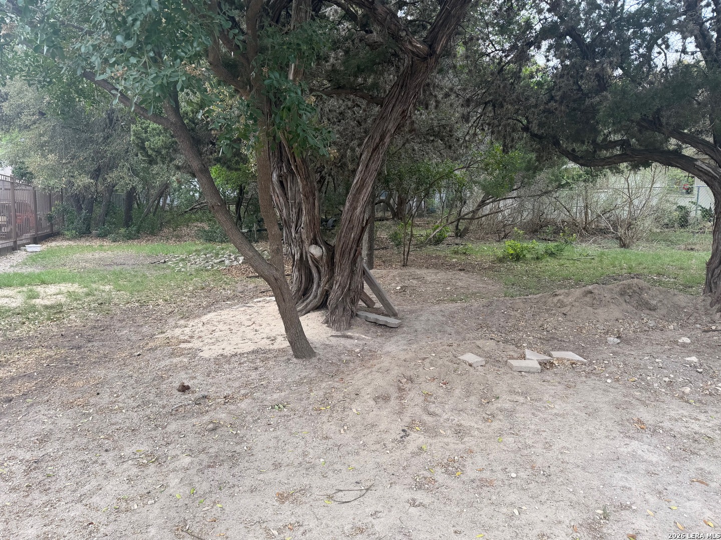 Lot 5 Blue Cove Lakehills TX 78063