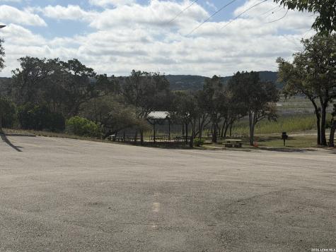 Lot 5 Blue Cove Lakehills TX 78063