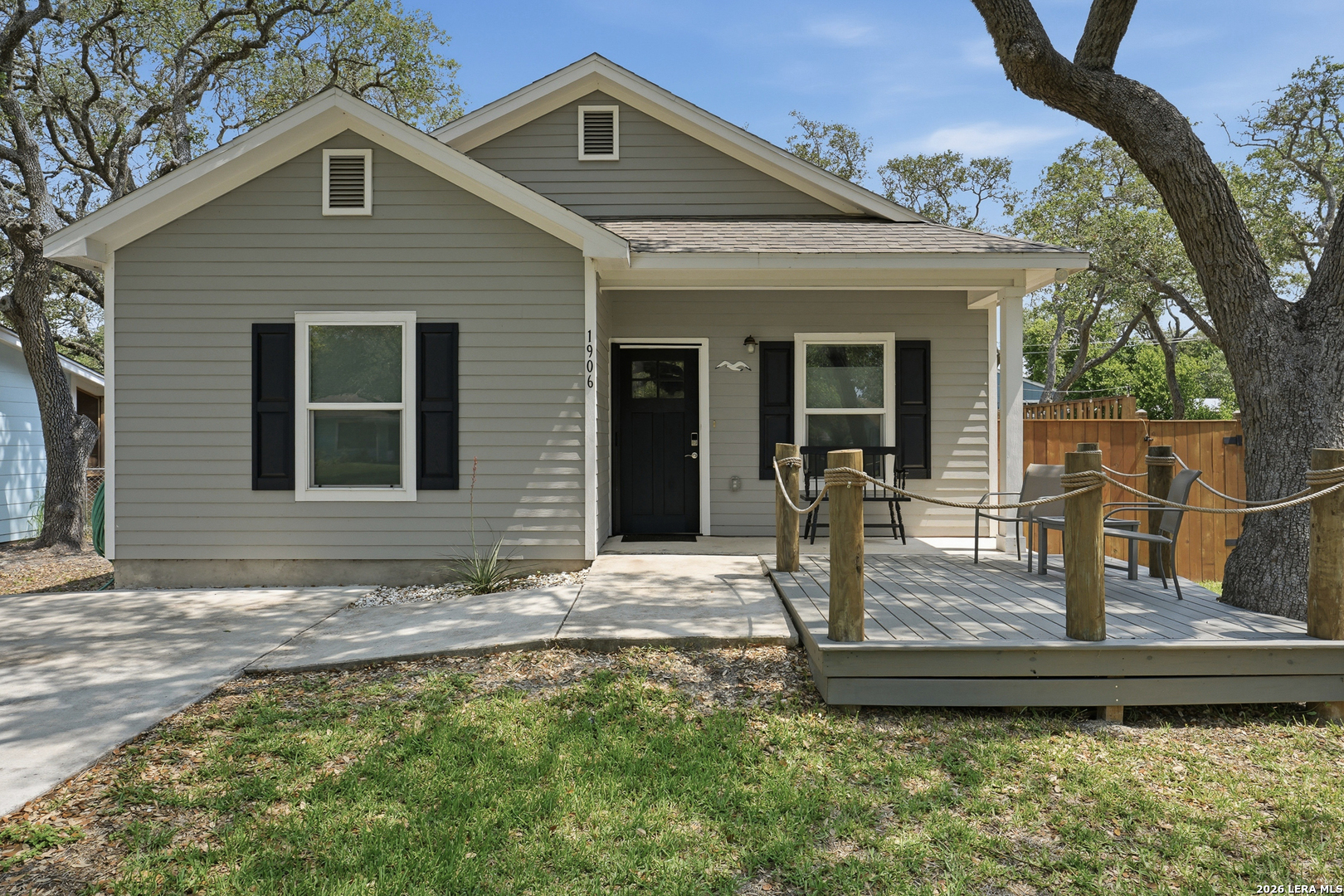 1906 Picton Lane Rockport TX 78382