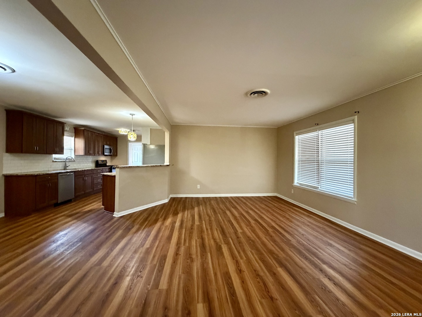 705 Loma Vista Kenedy TX 78119