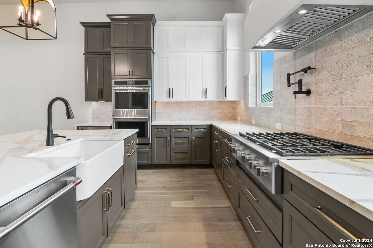 39 Dominion Heights San Antonio TX 78257