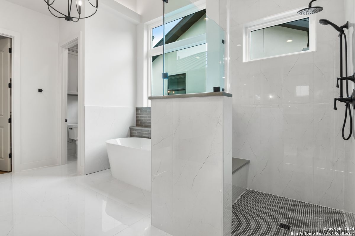 39 Dominion Heights San Antonio TX 78257