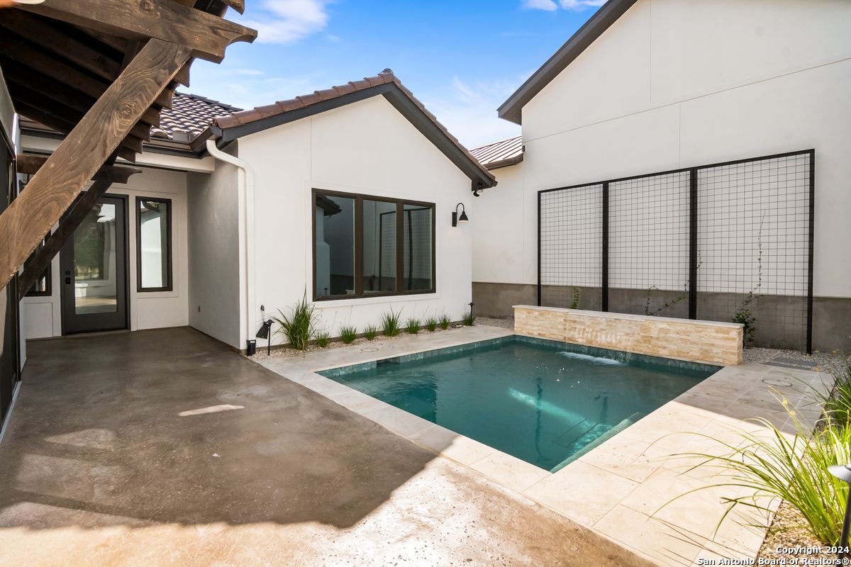 39 Dominion Heights San Antonio TX 78257