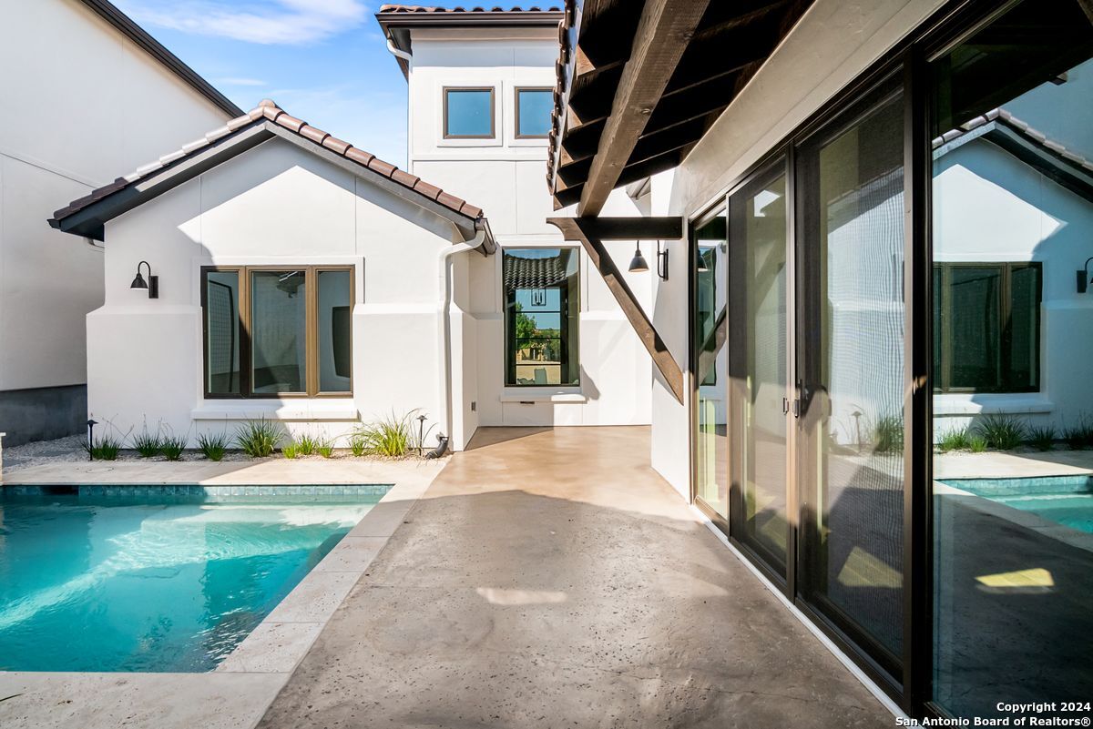 39 Dominion Heights San Antonio TX 78257