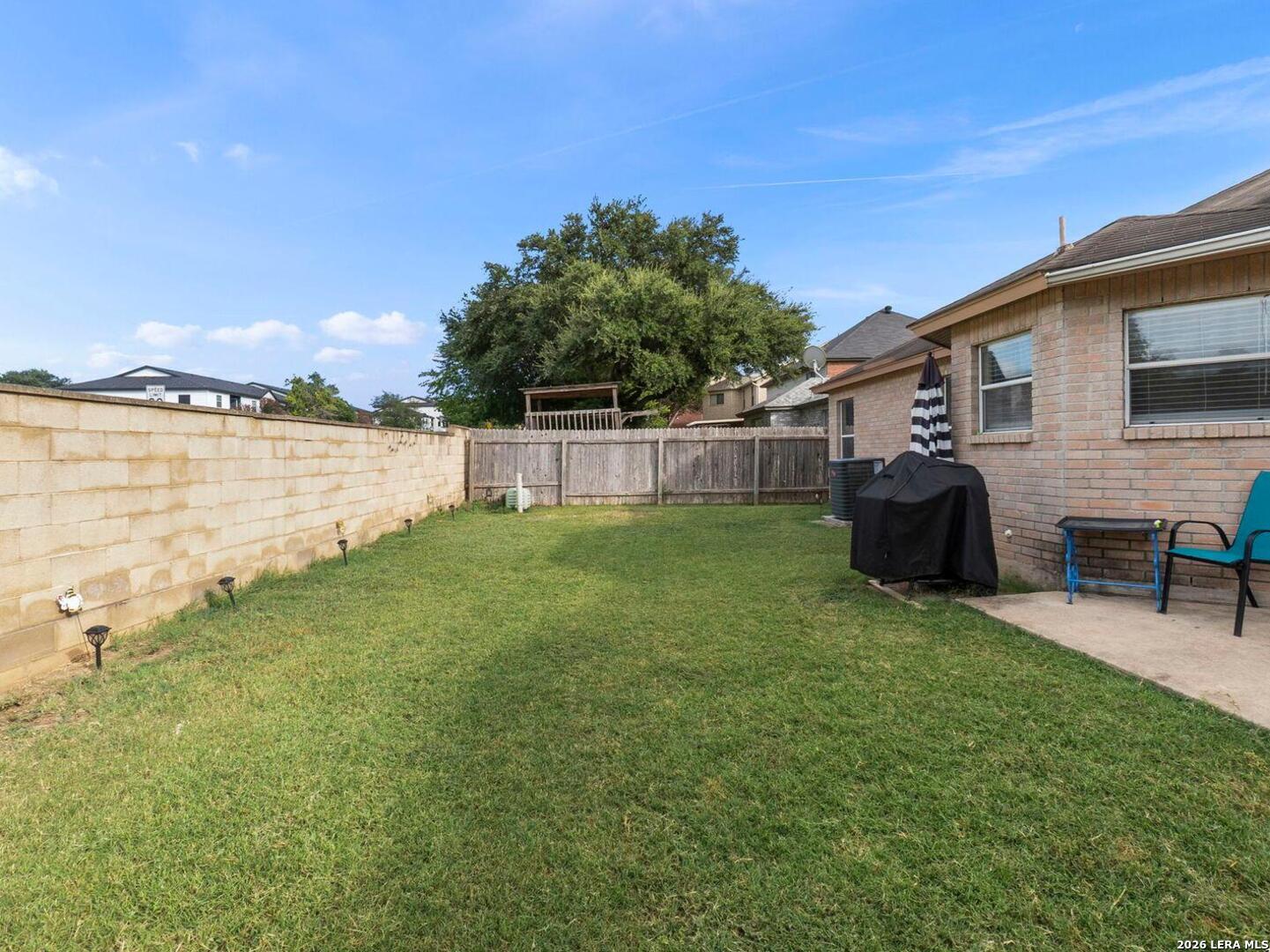 8746 Park Olympia Universal City TX 78148