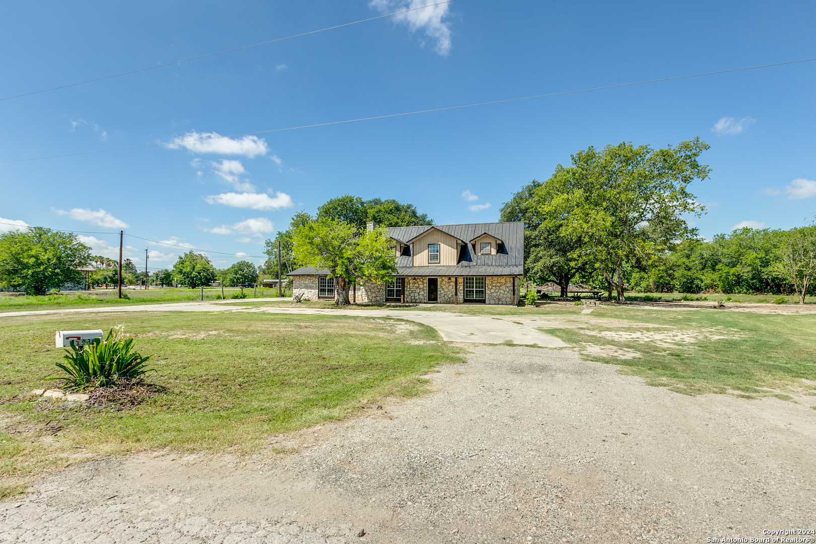 11935 Robert Glenn San Antonio TX 78252