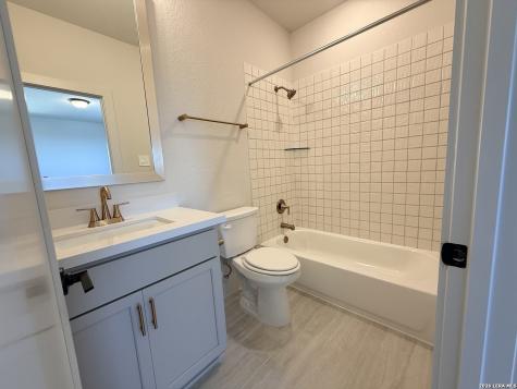 205 Cascada Boerne TX 78006