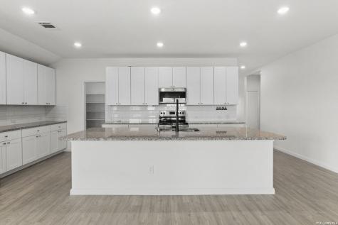 105 Olympic Cove Seguin TX 78155