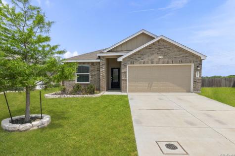 105 Olympic Cove Seguin TX 78155