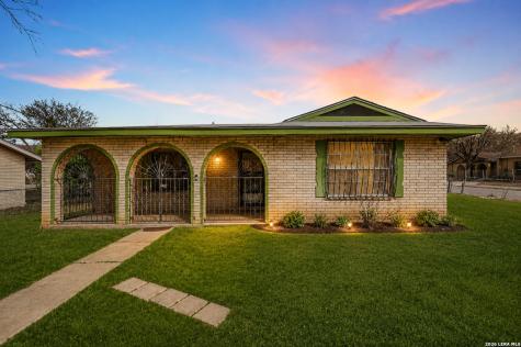 1503 Chihuahua San Antonio TX 78207