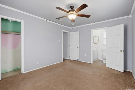 1503 Chihuahua San Antonio TX 78207