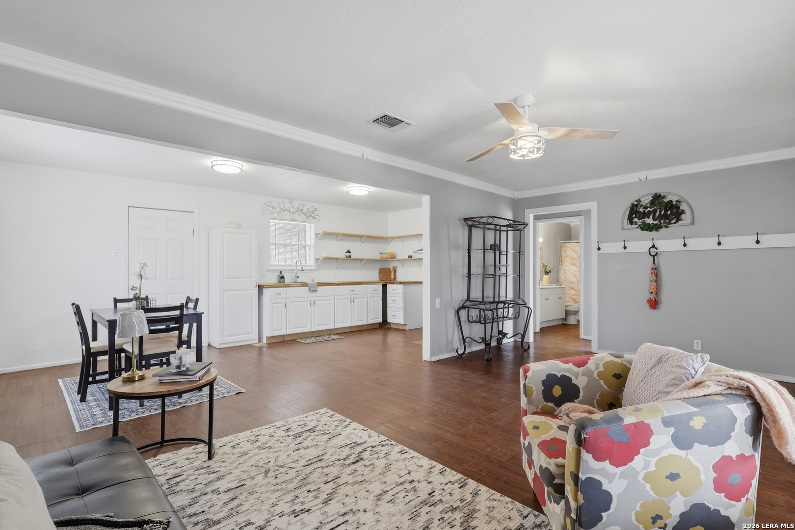 1503 Chihuahua San Antonio TX 78207