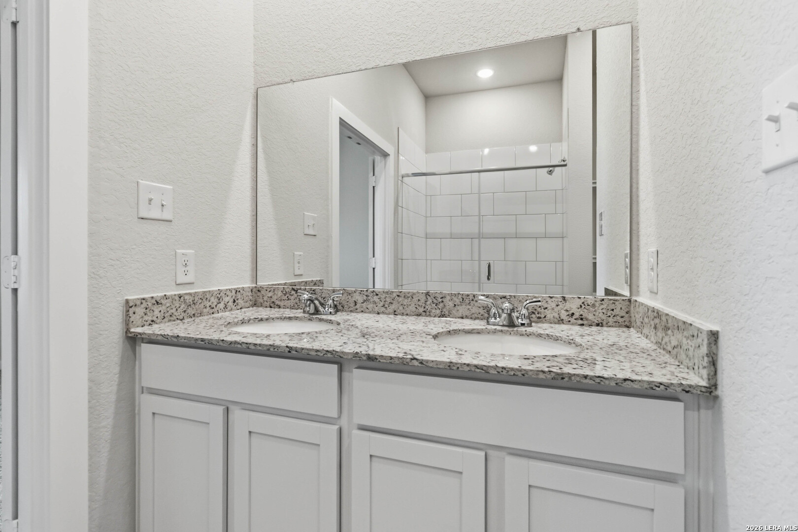 190 Ashley Loop San Antonio TX 78253