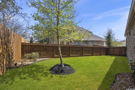 8627 Carmel Rose Boerne TX 78015