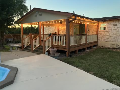 764 County Road 4516 Castroville TX 78009