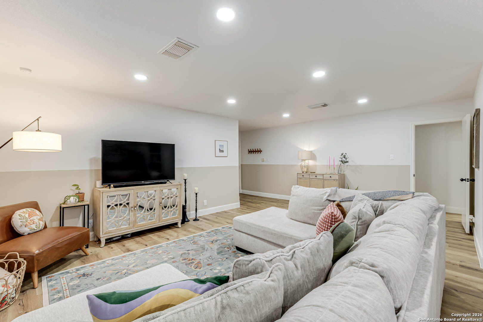 7035 Valmont San Antonio TX 78240