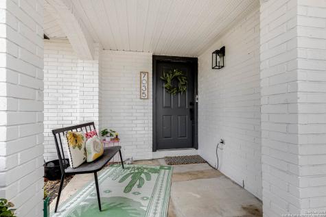 7035 Valmont San Antonio TX 78240