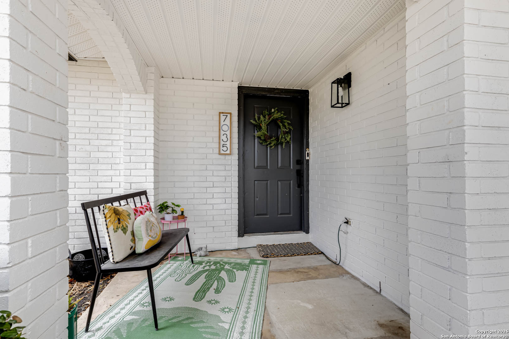 7035 Valmont San Antonio TX 78240