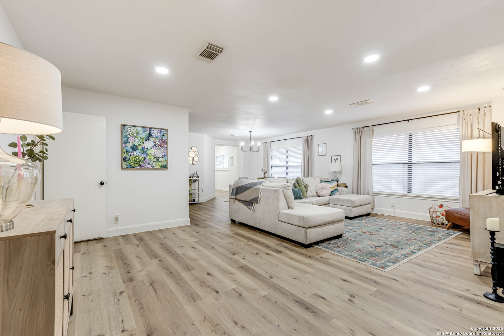 7035 Valmont San Antonio TX 78240