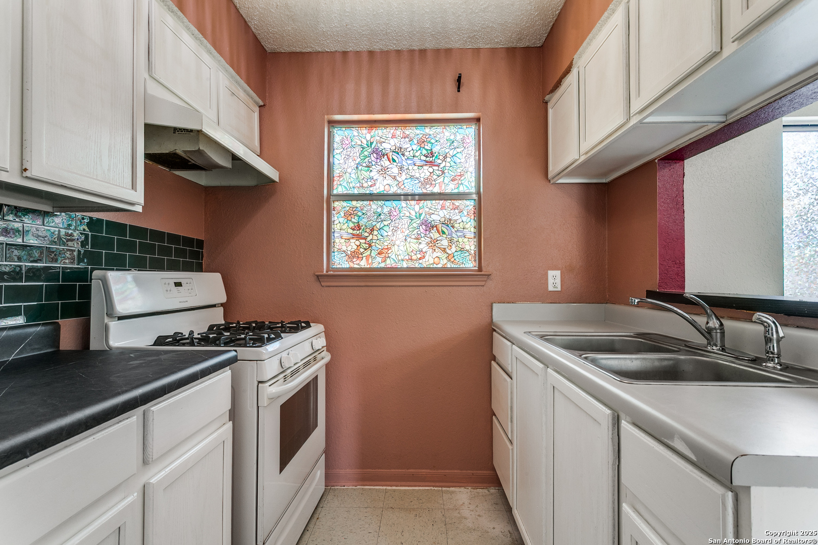 221 Sharer San Antonio TX 78208