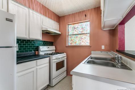 221 Sharer San Antonio TX 78208