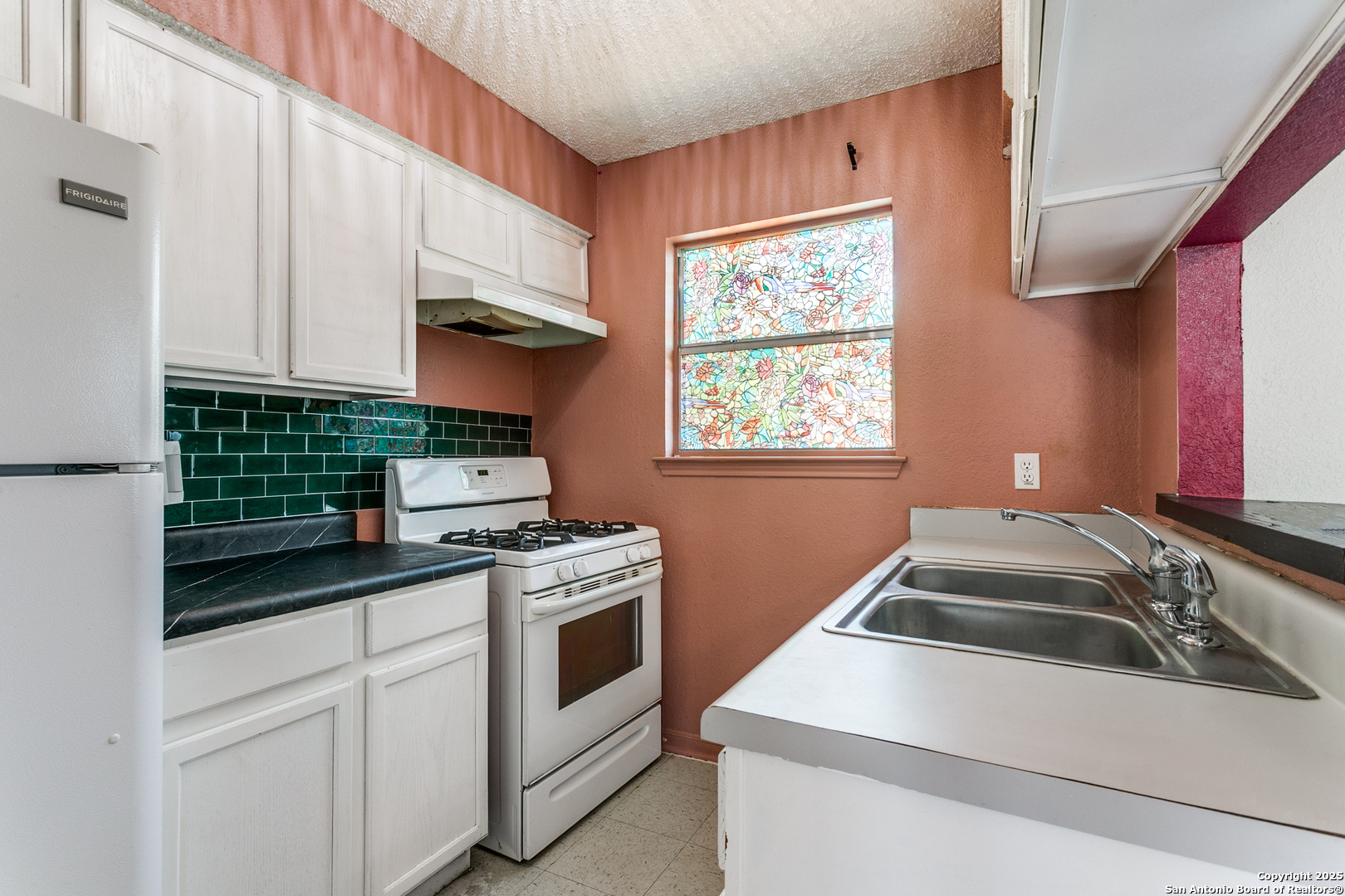 221 Sharer San Antonio TX 78208