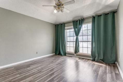 221 Sharer San Antonio TX 78208