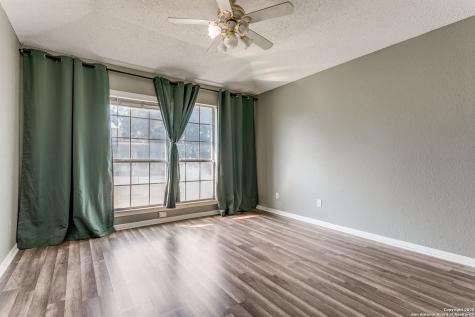 221 Sharer San Antonio TX 78208