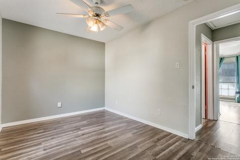 221 Sharer San Antonio TX 78208