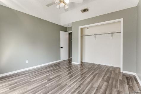 221 Sharer San Antonio TX 78208