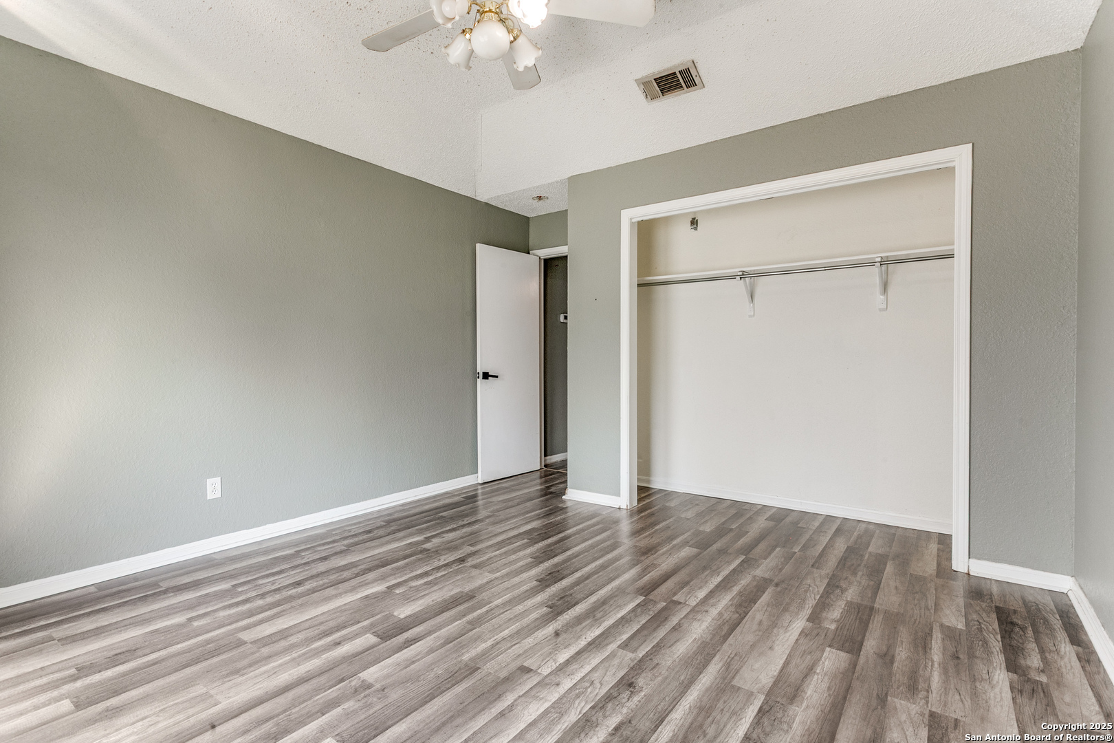 221 Sharer San Antonio TX 78208