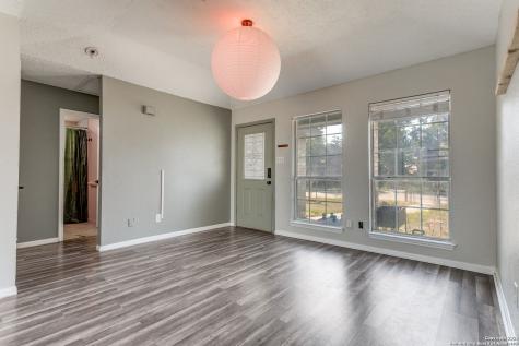 221 Sharer San Antonio TX 78208