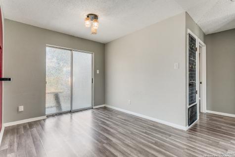 221 Sharer San Antonio TX 78208