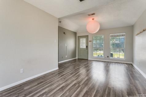 221 Sharer San Antonio TX 78208