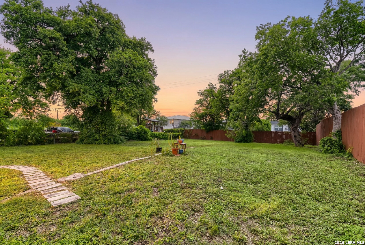 527 Eleanor Avenue San Antonio TX 78209