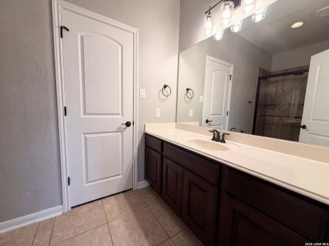 2711 Mossgrove Park San Antonio TX 78230