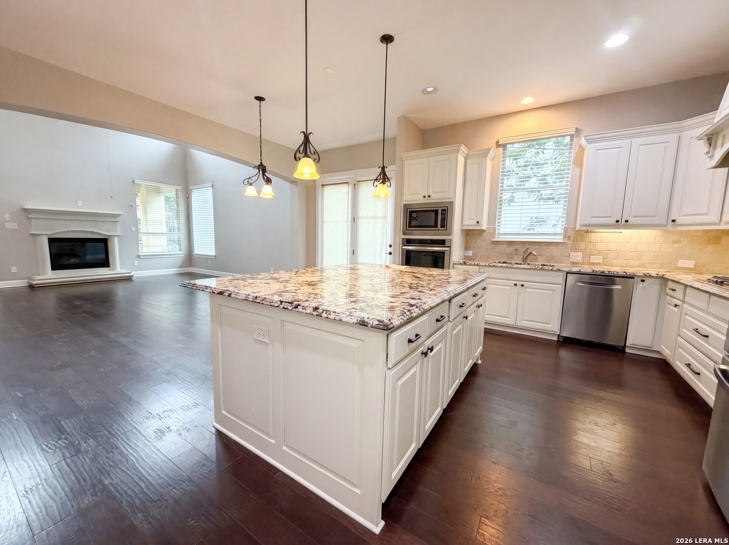 2711 Mossgrove Park San Antonio TX 78230