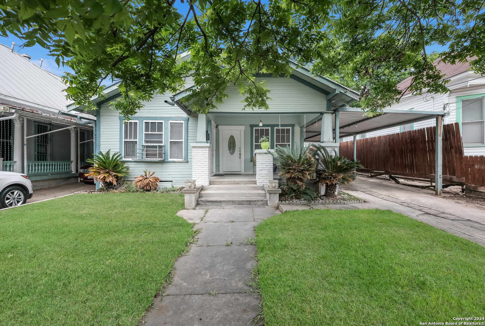 819 W Russell Place San Antonio TX 78212